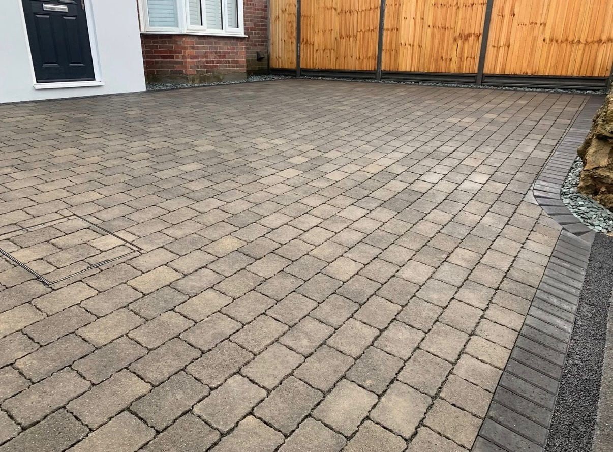 Block paving driveway installed in Yeovil by P.A. Vine & Son